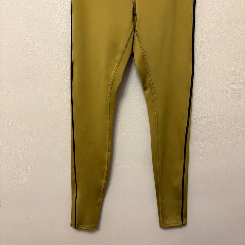 Alo Airlift High-Waist Suit Up Legging Golden Olive Branch Size Small
